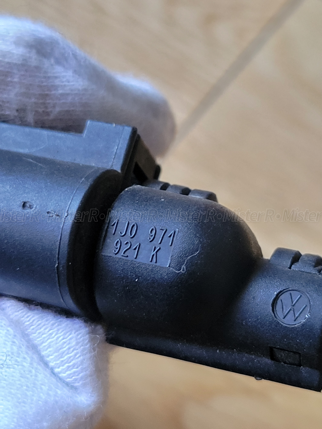 Audi/Volkswagen/Porsche 3-Pin Connector Pigtail Harness - Used OE - #1J0973703 + #1J0971921K