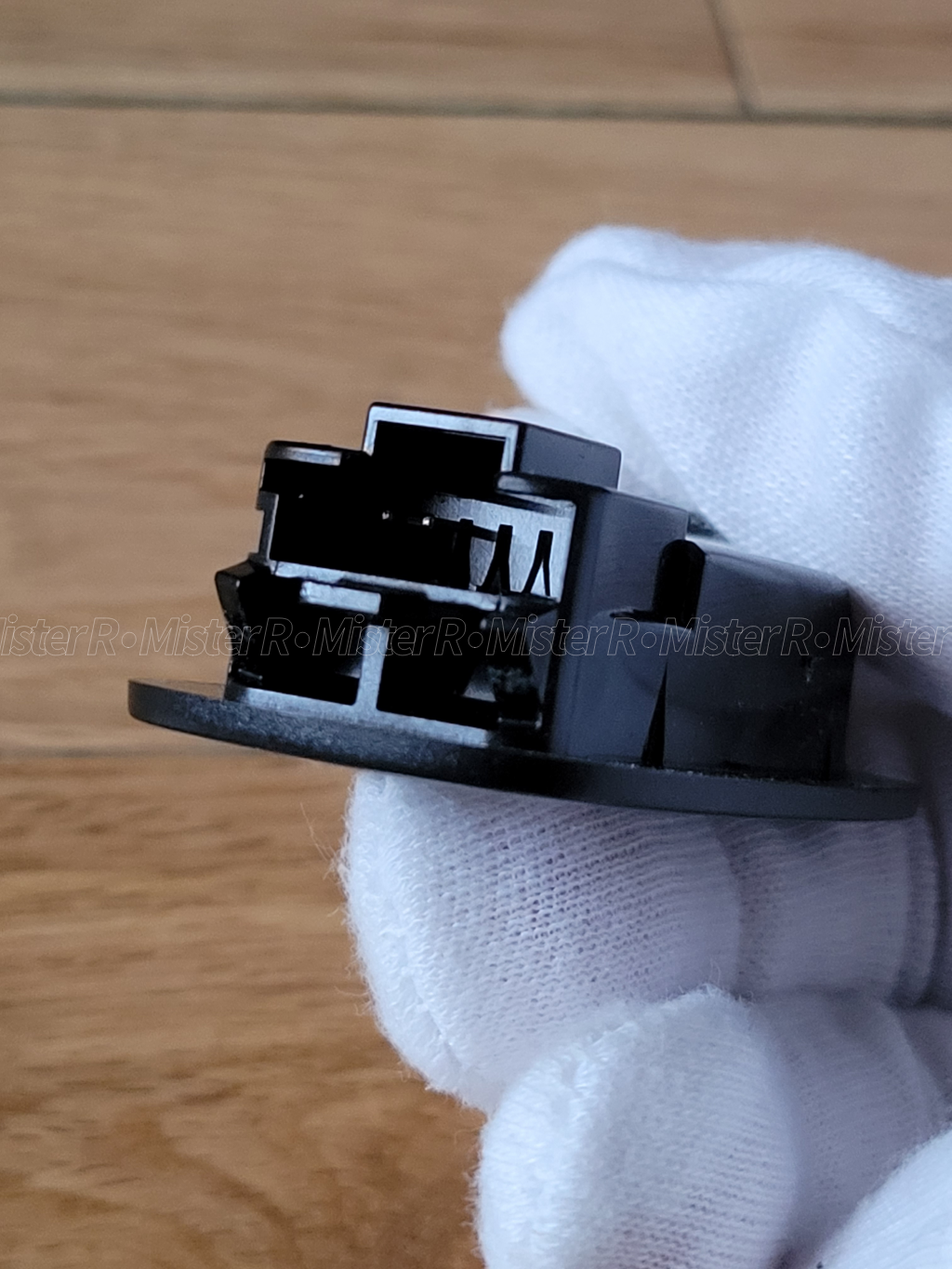 Mercedes-Benz - Interior Courtesy Light/Lamp - E300 W213 - Used OE - #A0009064306