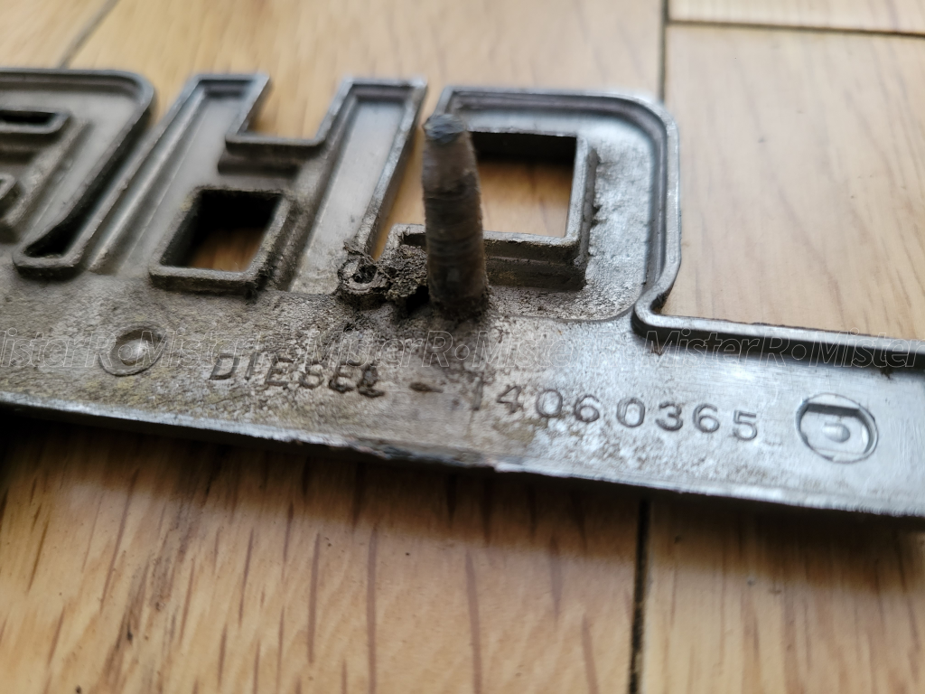 Chevrolet Van 30 - Fender Emblem - Chevy G10 G20 G30 - Used OE #14052243 (#14060365)