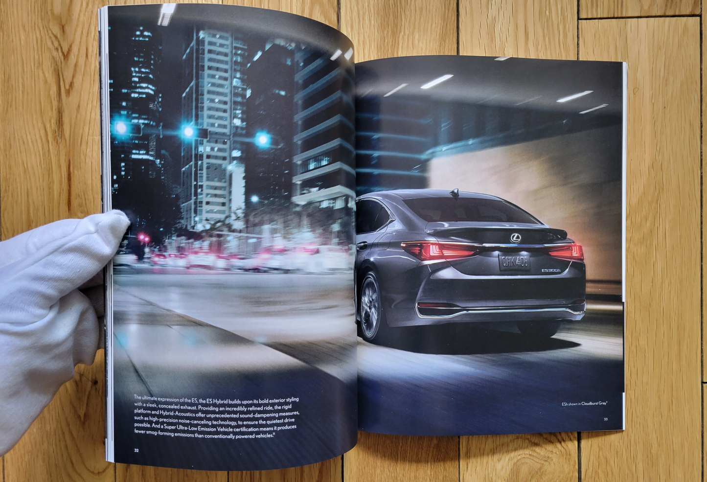 2023 Lexus ES - 250 300 300h 350 - Sales Brochure - Original US Dealer Catalog