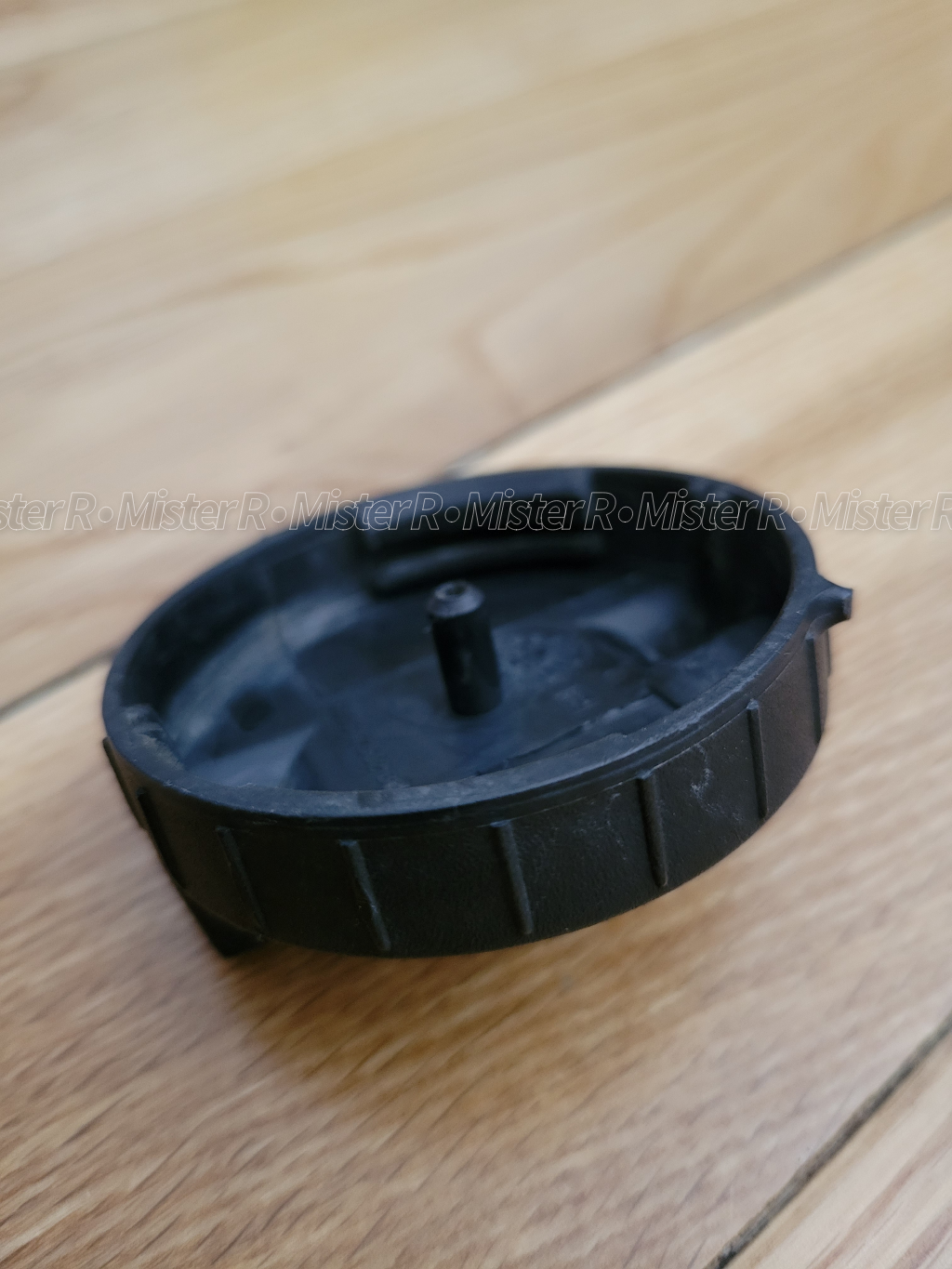 Ford - Windshield Washer Reservoir Cap/Lid - Used OE - #93BG17632BC