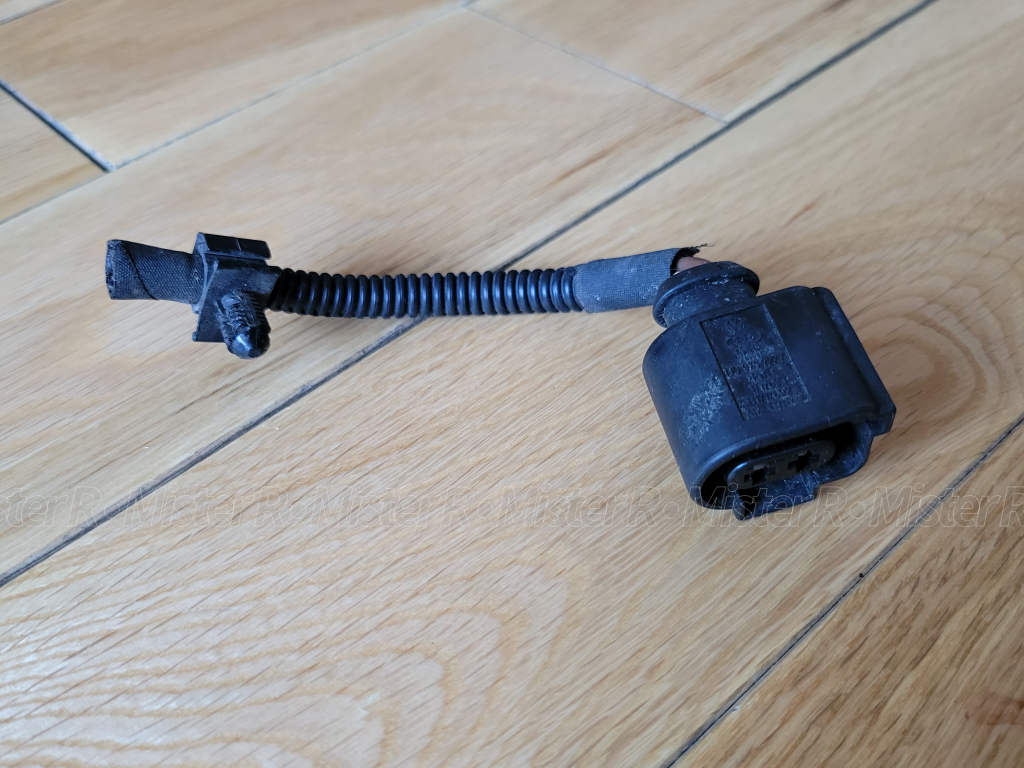 Audi/Volkswagen/Porsche 2-Pin Connector Pigtail Harness - Used OE - #1J0973722A