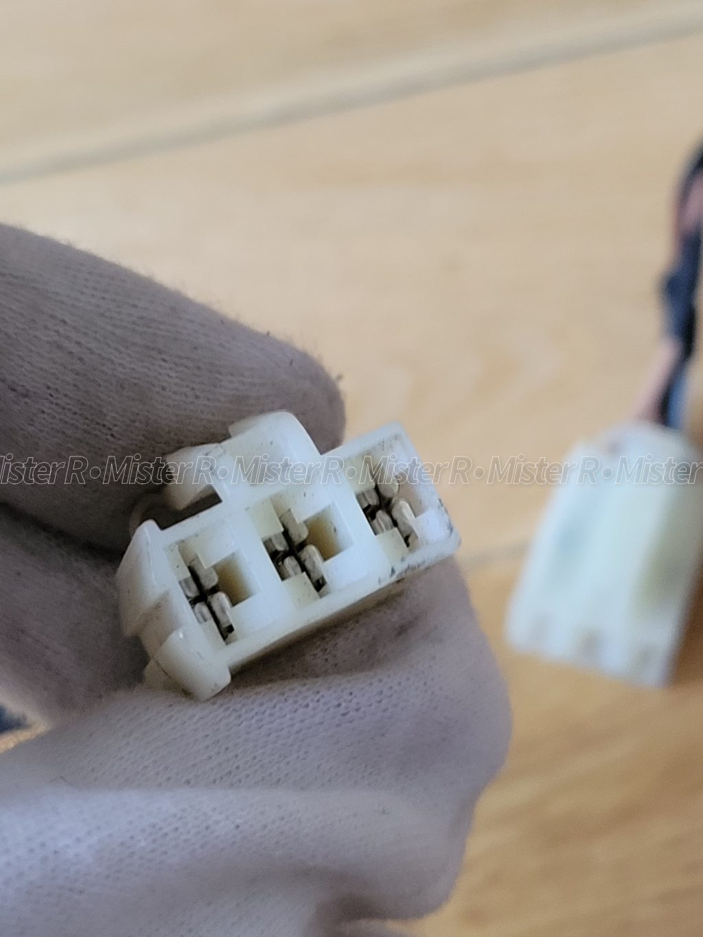 Audi/Volkswagen/Porsche 3-Pin Connector Pigtail Harness - Used OE - #1J0919321