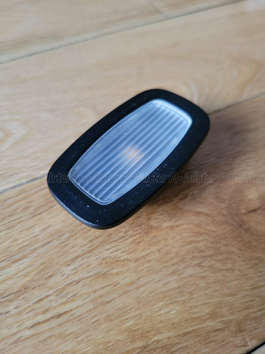Mercedes-Benz - Interior Courtesy Light/Lamp - E300 W213 - Used OE - #A0009064306