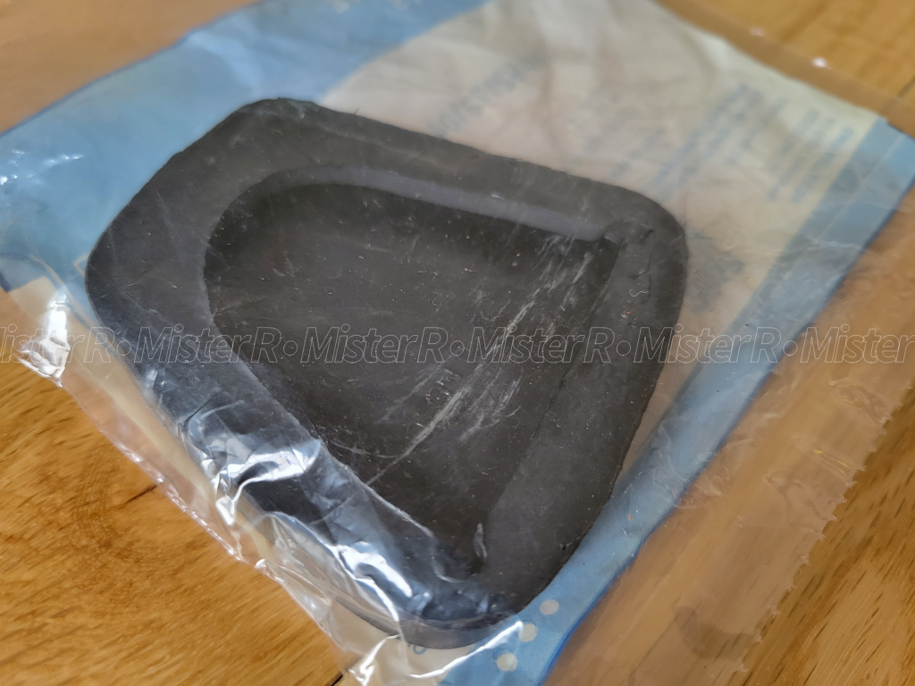 General Motors - Brake Pedal Pad/Clutch Cover - Chevrolet Camaro SS - #92173104