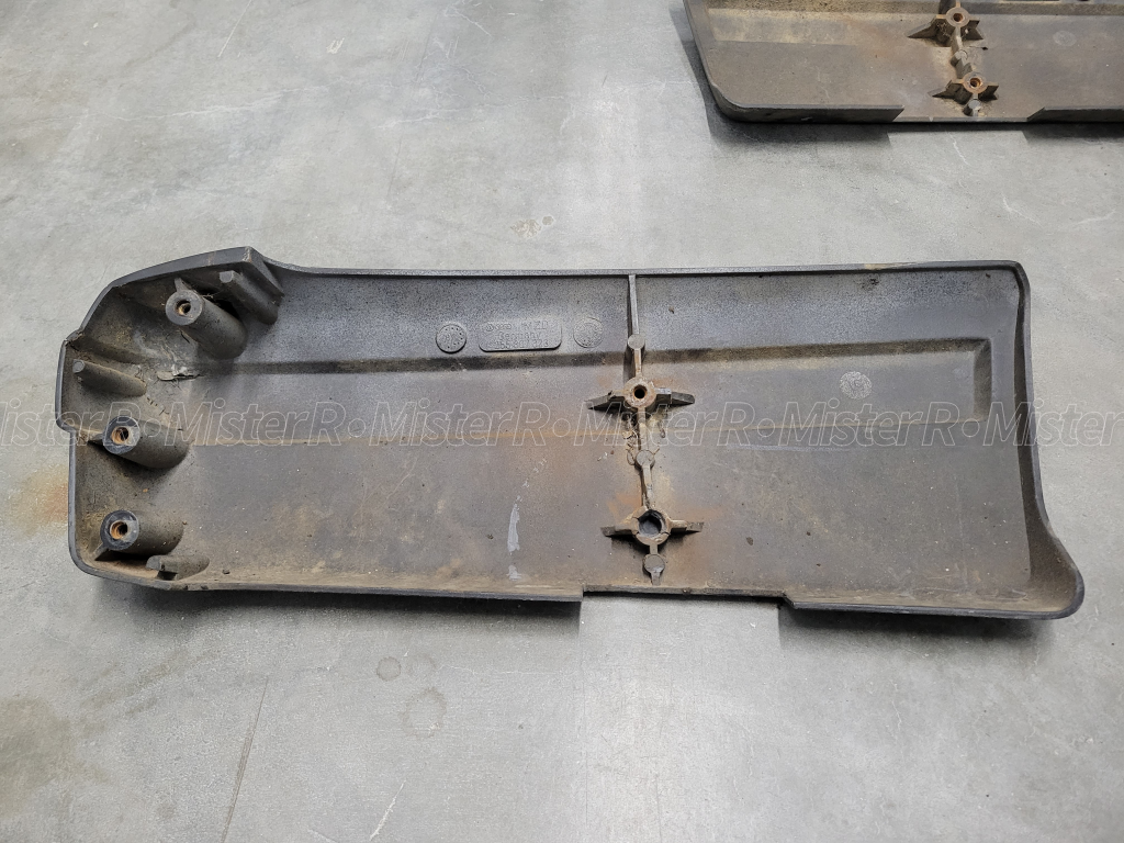 Volkswagen Vanagon - Complete Fiberglass Rear Bumper - Westfalia - Bus - #255-807-311-L