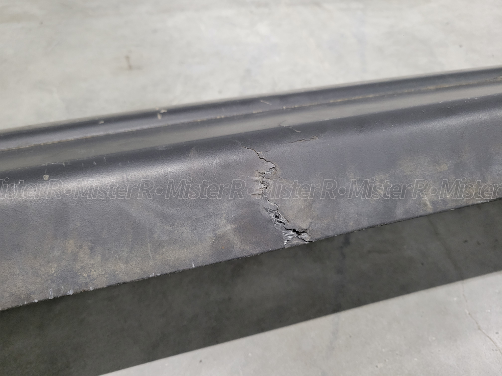 Volkswagen Vanagon - Complete Fiberglass Rear Bumper - Westfalia - Bus - #255-807-311-L