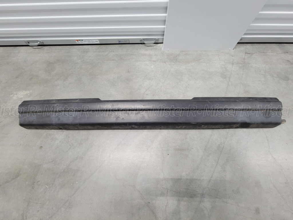 Volkswagen Vanagon - Complete Fiberglass Rear Bumper - Westfalia - Bus - #255-807-311-L