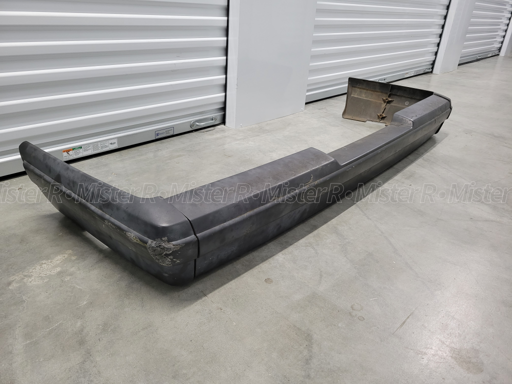 Volkswagen Vanagon - Complete Fiberglass Rear Bumper - Westfalia - Bus - #255-807-311-L