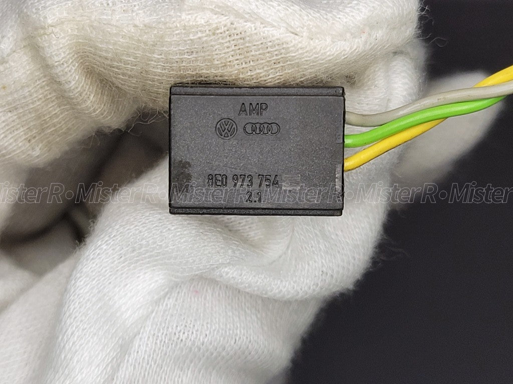 Audi/Volkswagen/Porsche 4-Pin Connector Pigtail Harness • Used OE • #8E09737546