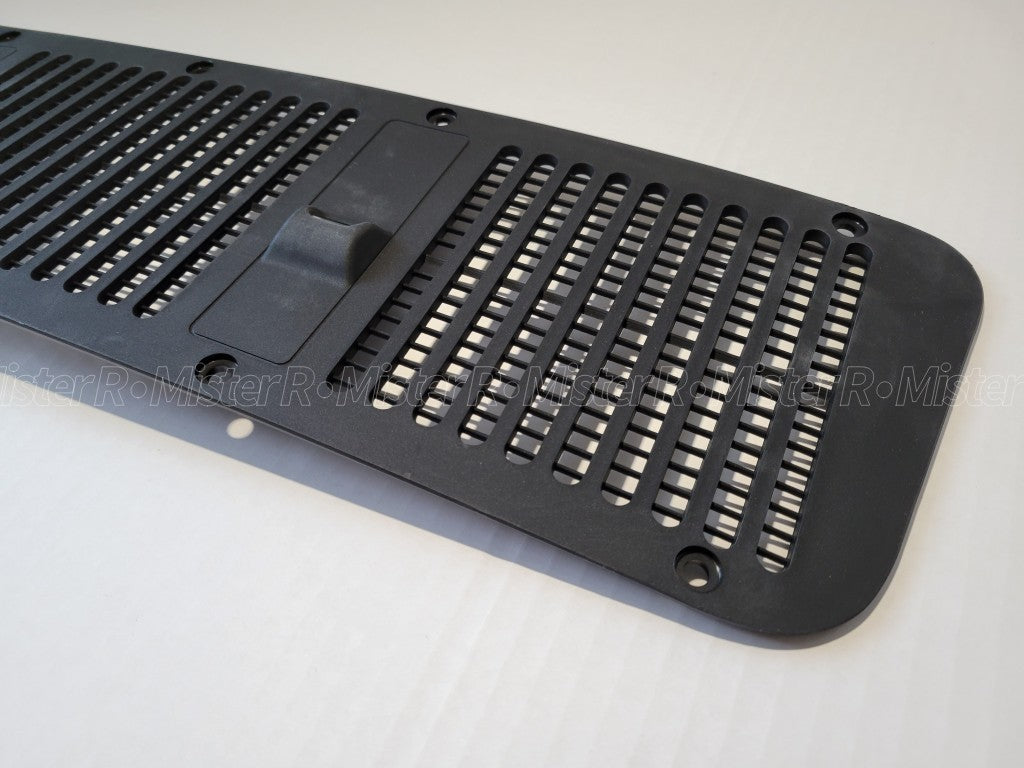 Mercedes-Benz W463 G-Wagon • Hood Vent/Grille • G550 G55 G65 AMG • #A46388701253