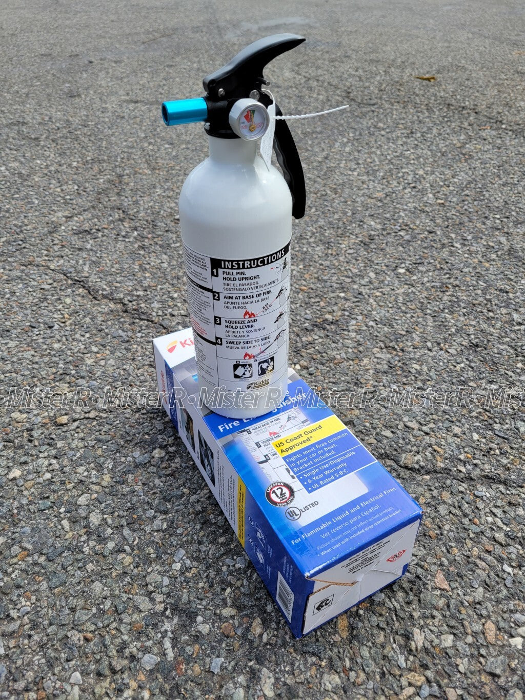 Kidde • Auto Fire Extinguisher • 3lb Dry Chemical • Car/Truck/Boat - WHITE2