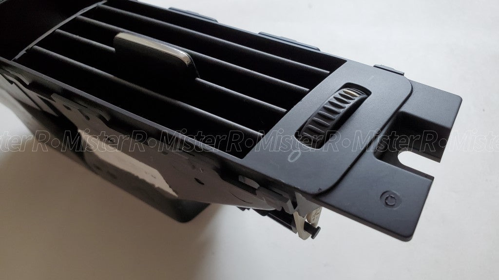 BMW • E9X Dashboard Center Air Vent • E90 E91 E92 E93 328 335 M3 • #642291304634