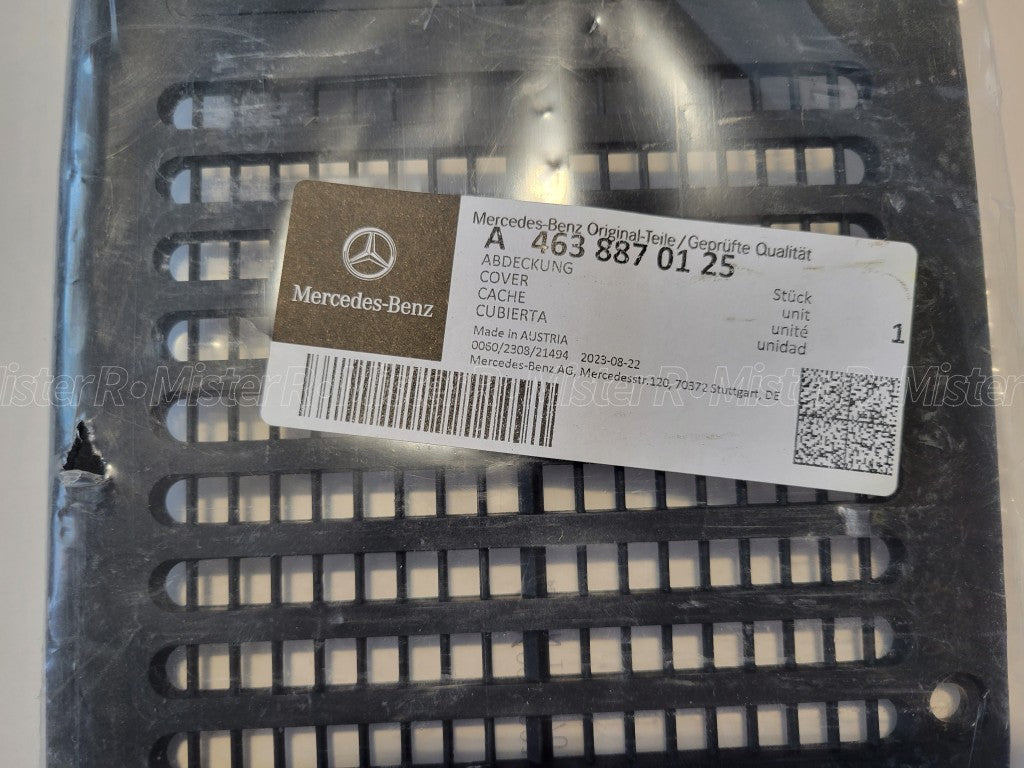 Mercedes-Benz W463 G-Wagon • Hood Vent/Grille • G550 G55 G65 AMG • #A463887012511