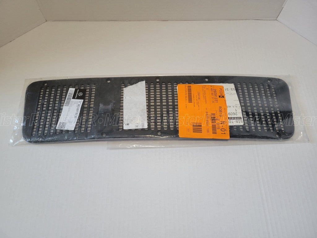 Mercedes-Benz W463 G-Wagon • Hood Vent/Grille • G550 G55 G65 AMG • #A463887012510