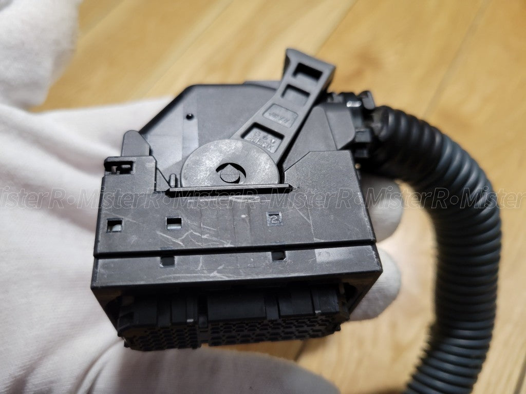 Toyota/Lexus • Fog Light 60-Pin Connector Pigtail Harness • Used OE #90980-128356