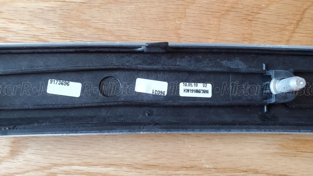 BMW E92/E93 • Rear Interior Trim Strip • Right • Brushed Aluminum • #514191736969