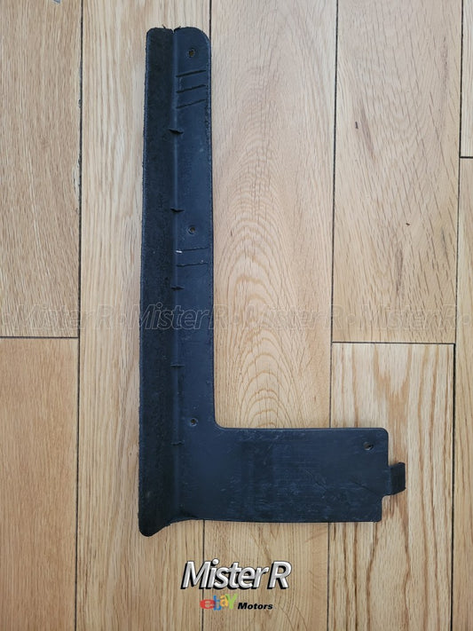 Kia • Front Wheel Deflector Trim Panel • Right/Passenger • Used OE • 86818-2T5000