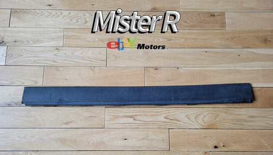Chevrolet C7 Corvette Front Center Air Deflector • GM/Chevy Used OE • #227992120