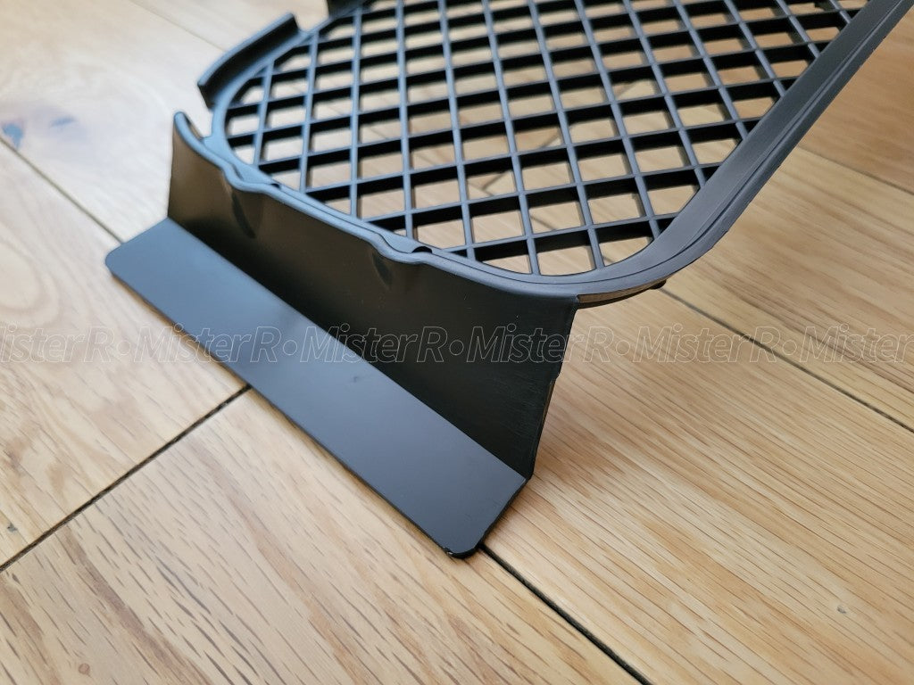 BMW E36 M3 • Lower Center Front Bumper Grille • New OER • #511122506856
