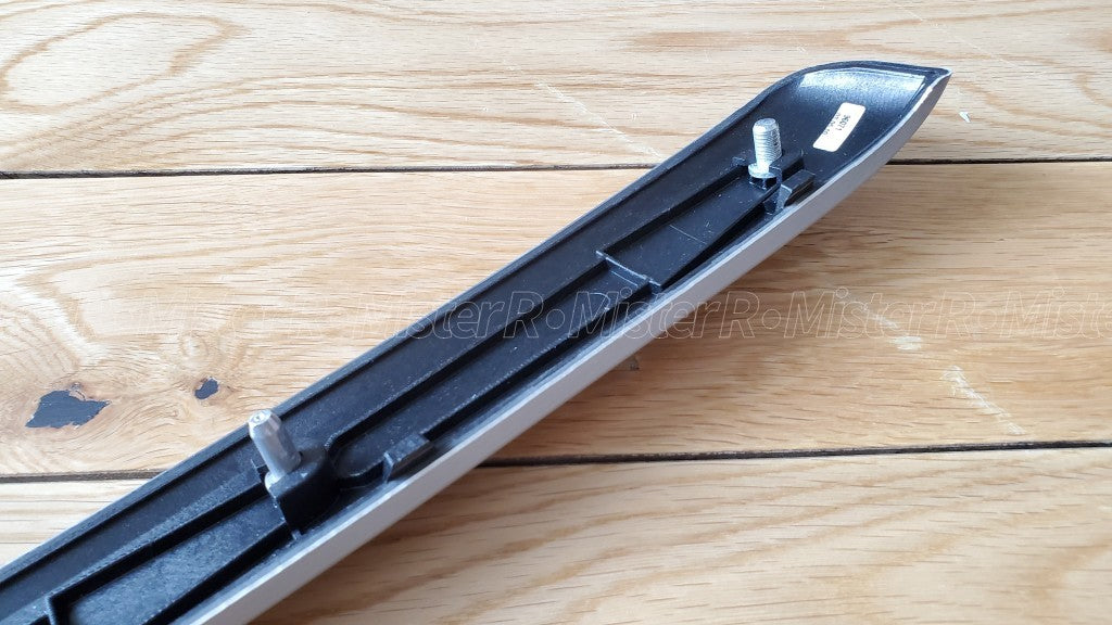 BMW E92/E93 • Interior Door Trim Strip • Right • Brushed Aluminum • #5141917369411