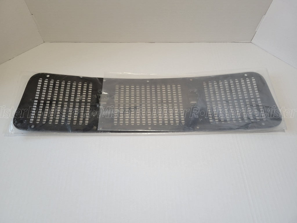 Mercedes-Benz W463 G-Wagon • Hood Vent/Grille • G550 G55 G65 AMG • #A46388701259