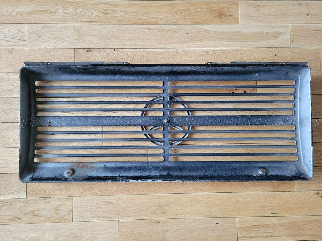 Mercedes-Benz W460/W461 G-Wagon • Radiator Grille Shell w/ Star • #A460888081511
