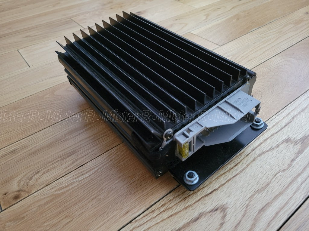 Mercedes-Benz • BOSE Audio Amplifier • OE W210 E320 E430 E55 AMG • #21082026893