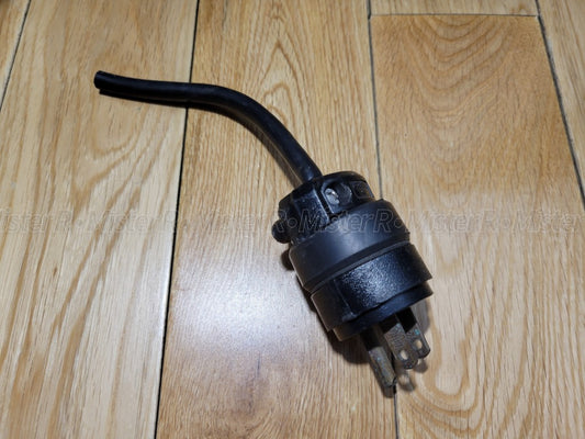 Leviton • Industrial Grounding Plug • 15 Amp - 125 Volt • Used Original • #515PR0