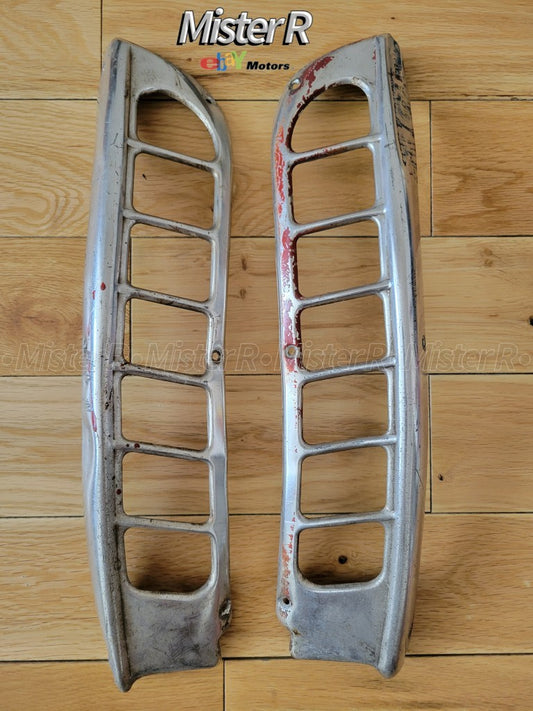Renault Dauphine • Intake/Ventilation Grille Set • R1090 Used OE Gordini Ondine0