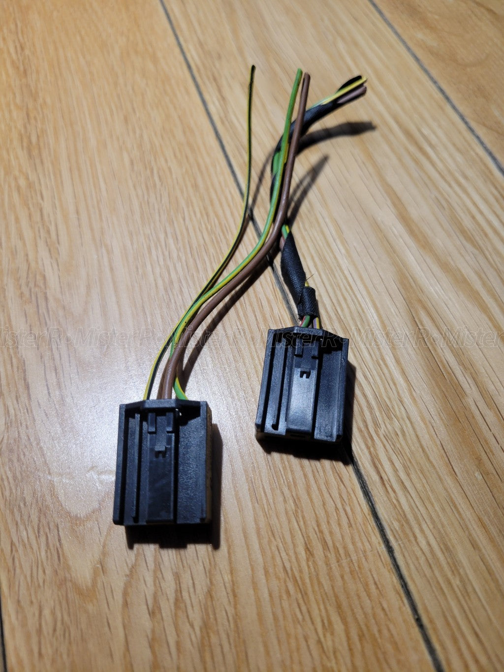 BMW 3-Pin Connector Pigtail Harness • Tyco Used OE • #6984738015