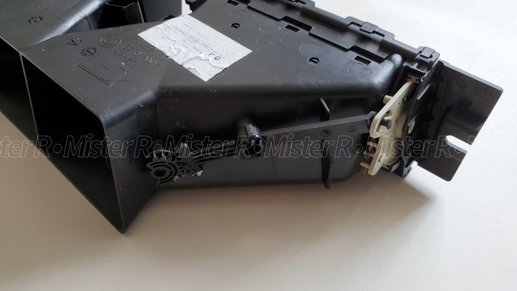 BMW • E9X Dashboard Center Air Vent • E90 E91 E92 E93 328 335 M3 • #642291304637