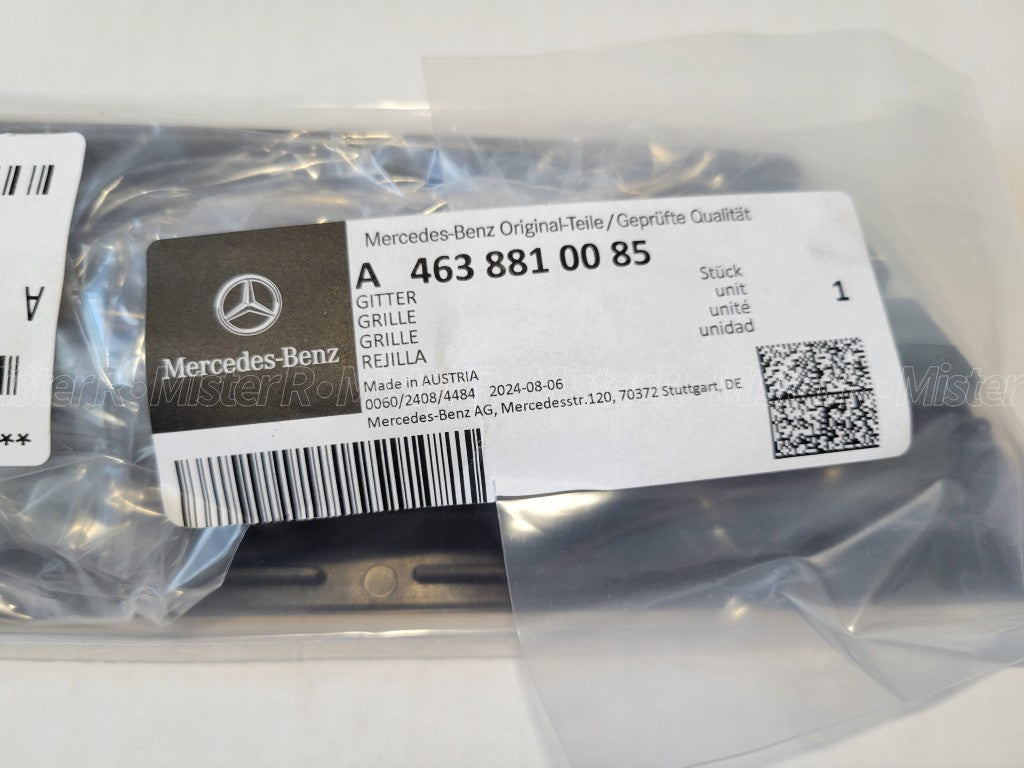 Mercedes-Benz • W463 Geländewagen • Left Fender Vent Grille • #A46388100854