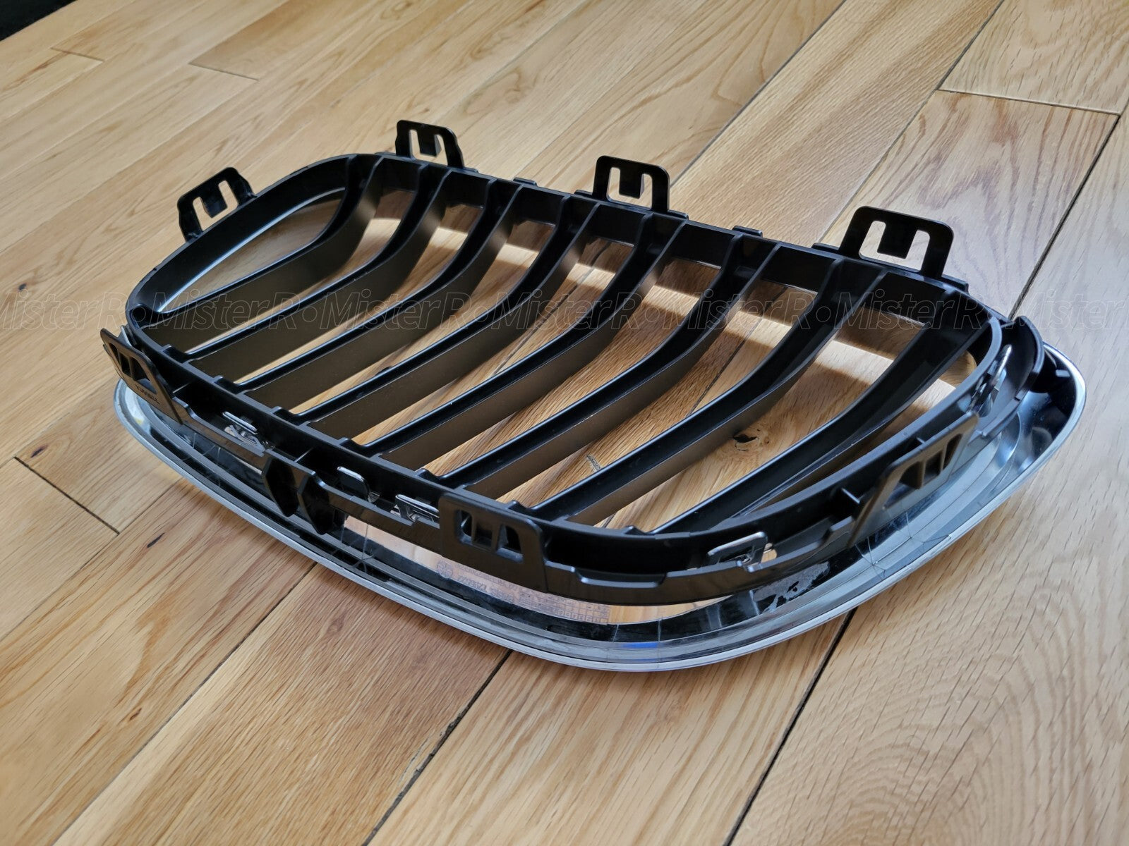 BMW F22/F23 • Sport Passenger/Right Side Kidney Grille • Used OE • #511372955245
