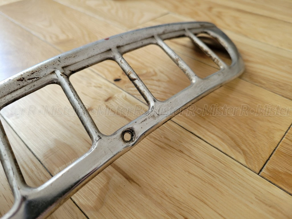 Renault Dauphine • Intake/Ventilation Grille Set • R1090 Used OE Gordini Ondine16