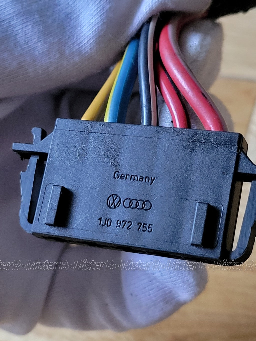 Audi/Volkswagen/Porsche 5-Pin Connector Pigtail Harness • Used OE • #1J09727553