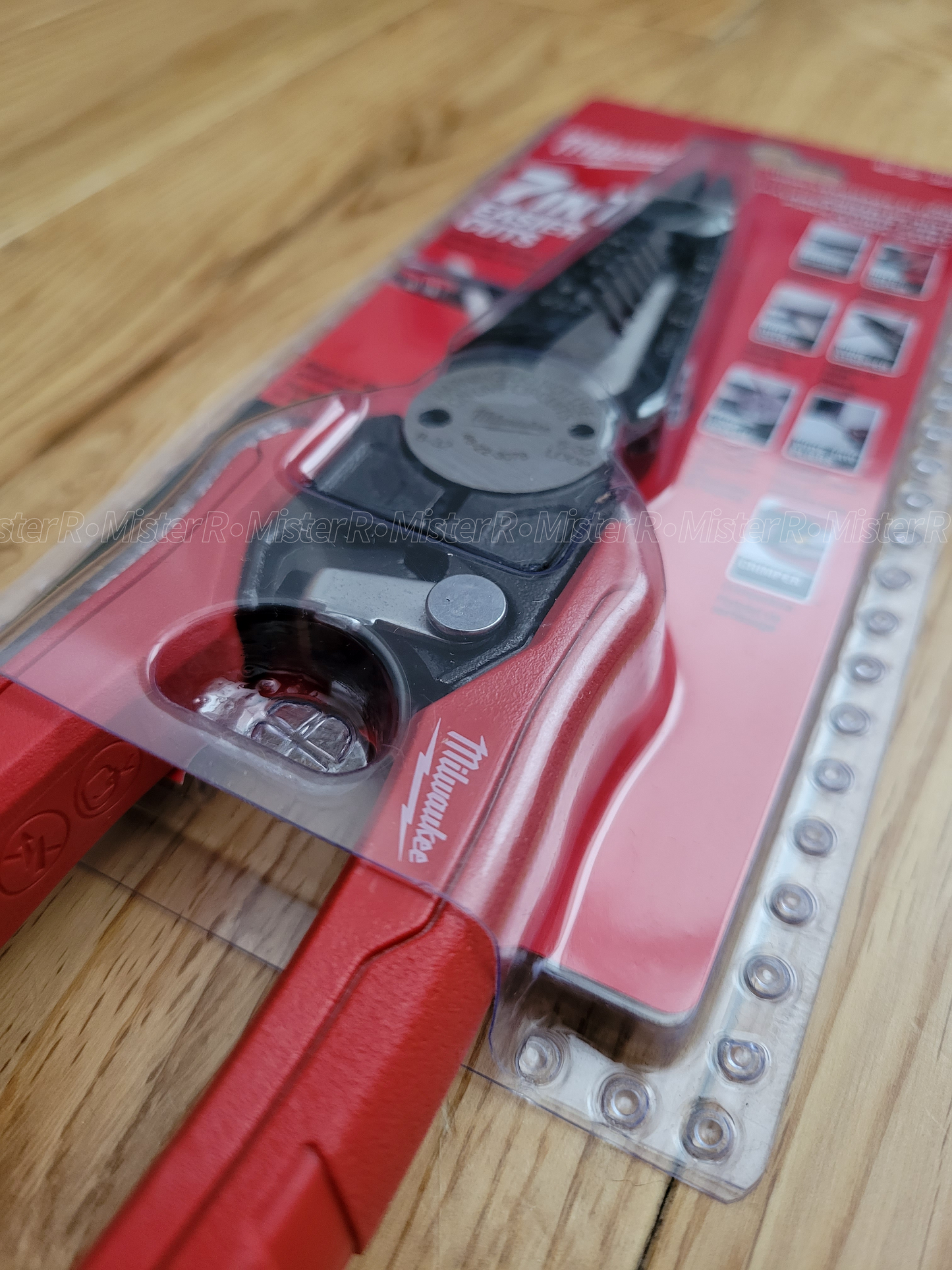 Milwaukee Tools - High-Leverage Combination Strippers/Pliers - #48-22-3078