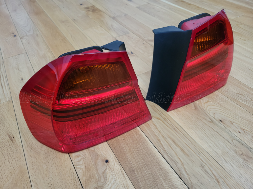 BMW E90 Pre-LCI Euro Spec Tail Light Set - Used OE w/ Amber Turn Signals - E9X 328 330 335 M3