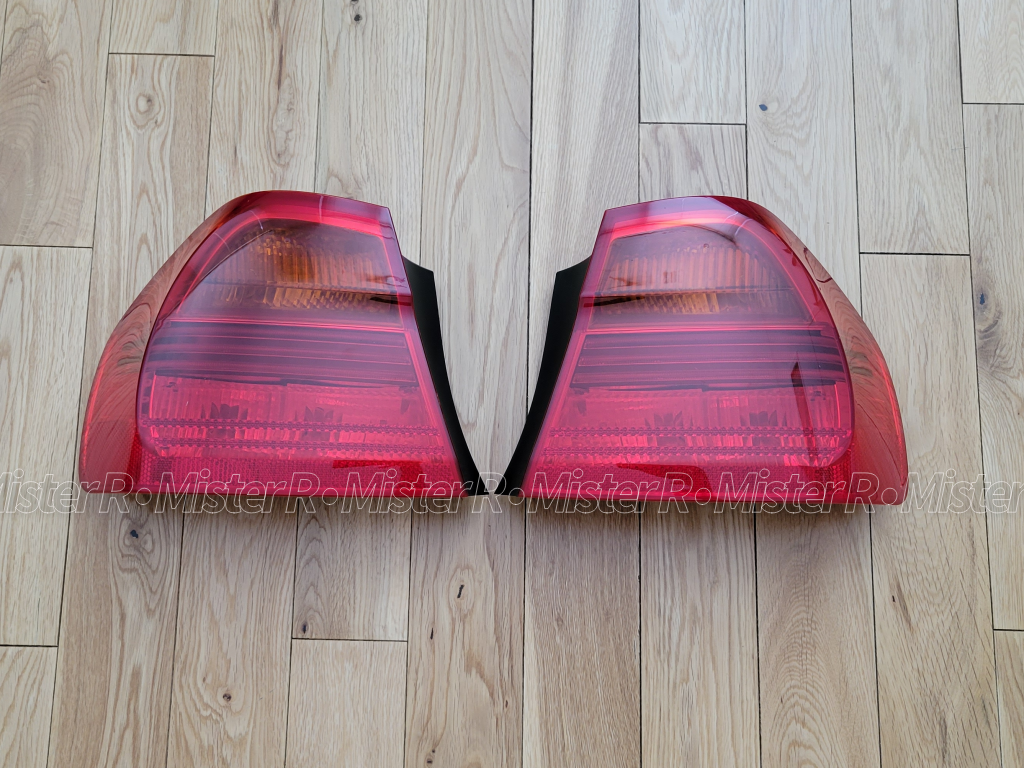 BMW E90 Pre-LCI Euro Spec Tail Light Set - Used OE w/ Amber Turn Signals - E9X 328 330 335 M3