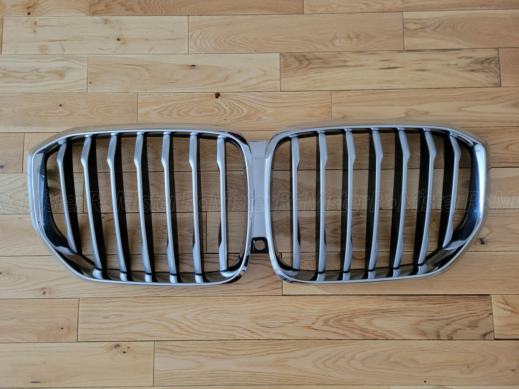 BMW G05 X5 Chrome Front Grille - Used OE - #51137454887