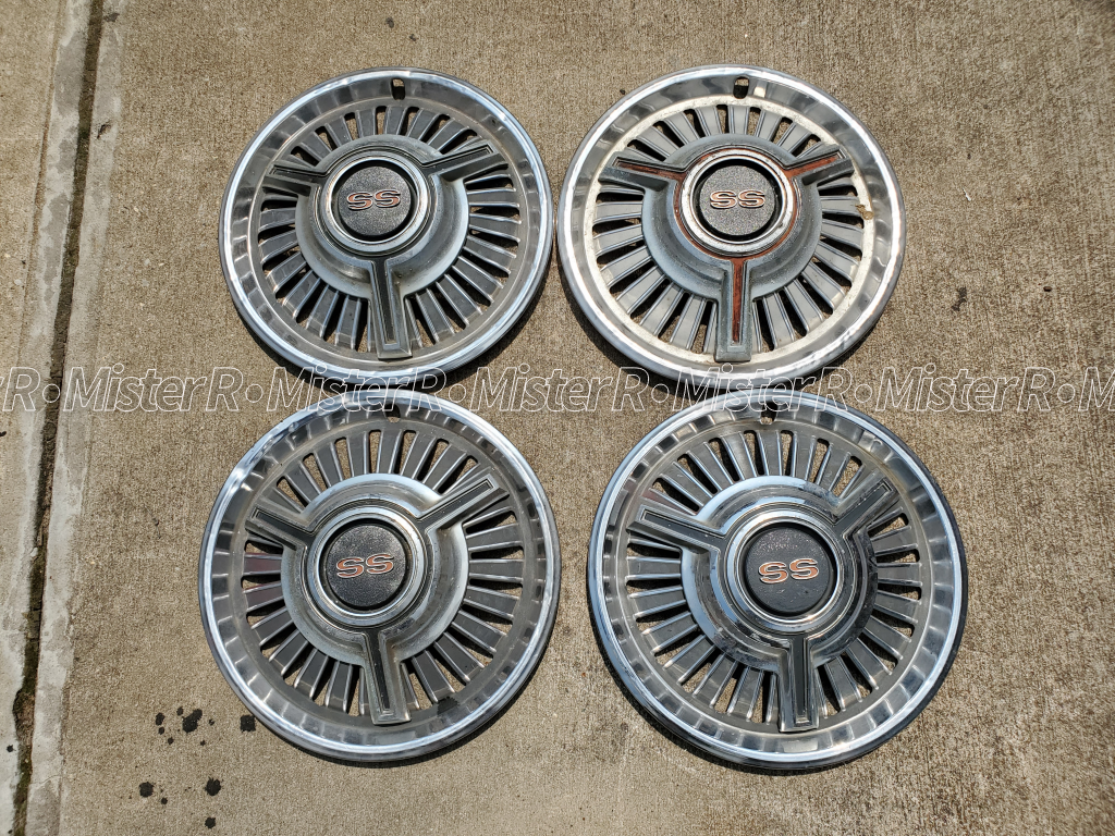 Chevrolet Nova SS - 14-Inch Hubcap Set - Super Sport Impala Chevelle Malibu El Camino - Used OE - #3890162