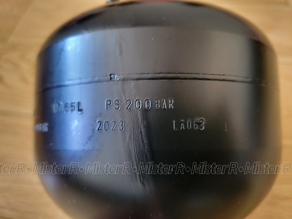 Mercedes-Benz - Active Body Control Accumulator Unit - OEM - Corteco #A2213280015