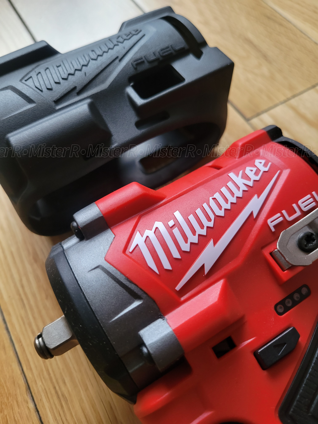 Milwaukee Tools M12 FUEL Stubby Impact Wrench Protective Boot - #49-16-2562
