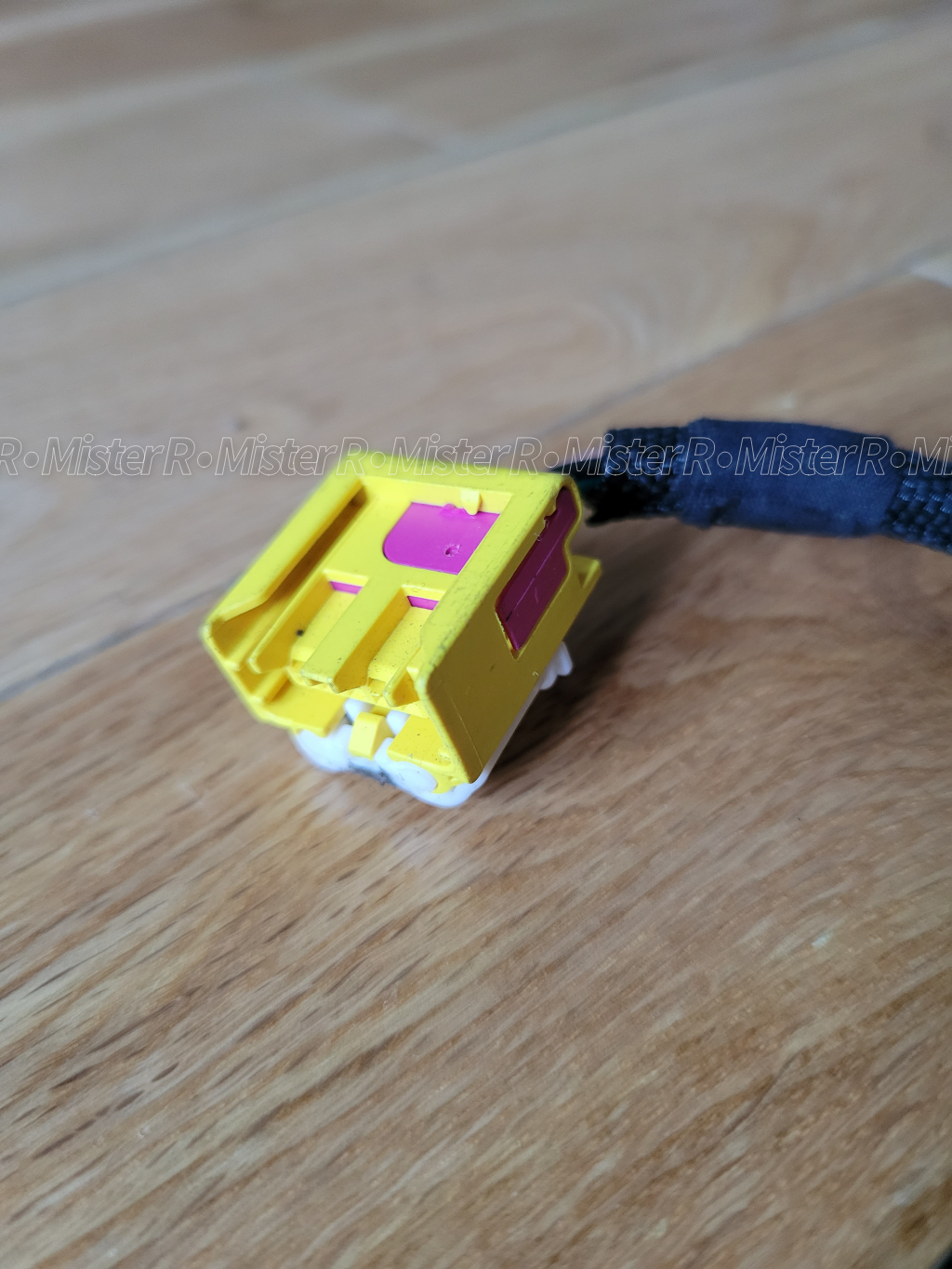 Audi/Volkswagen/Porsche 5-Pin Connector Pigtail Harness - Used OE - #4E0973205